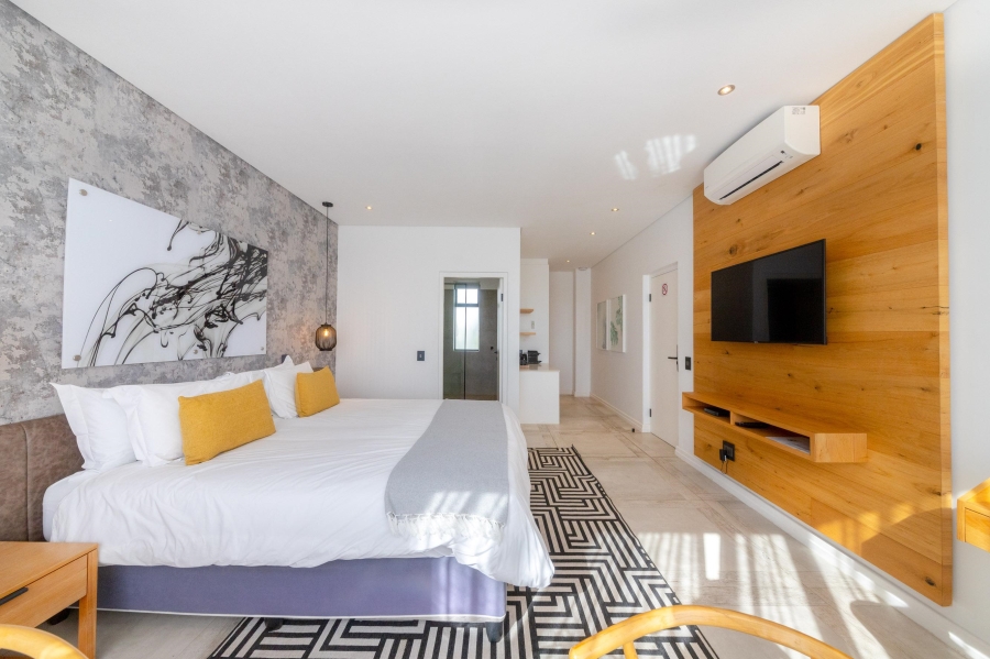 To Let 3 Bedroom Property for Rent in Camps Bay Western Cape